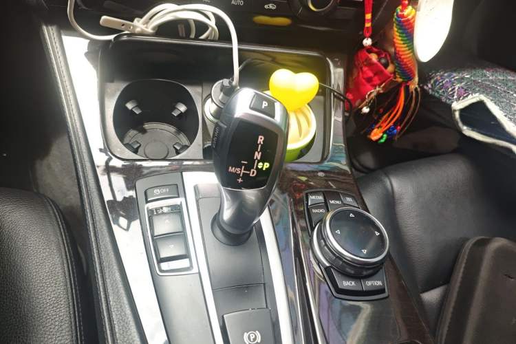 Used BMW 5 Series 2014 530Li Leading Model Gear Lever