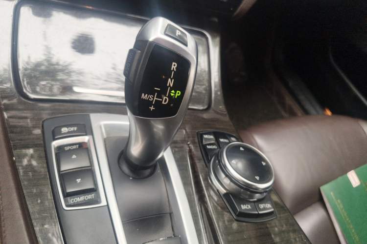 Used BMW 5 Series 2014 525Li Luxury Design Package Gear Lever