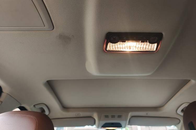 Used BMW 5 Series 2014 520Li Elegant Model Headliner