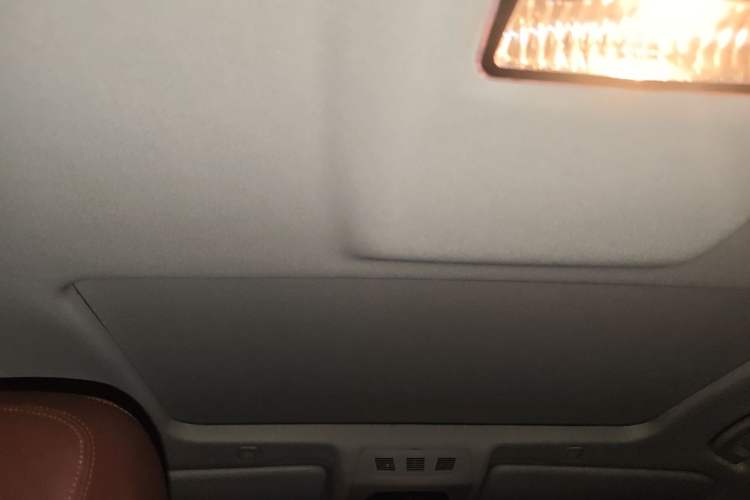 Used BMW 5 Series 2014 520i Elegant Edition Headliner