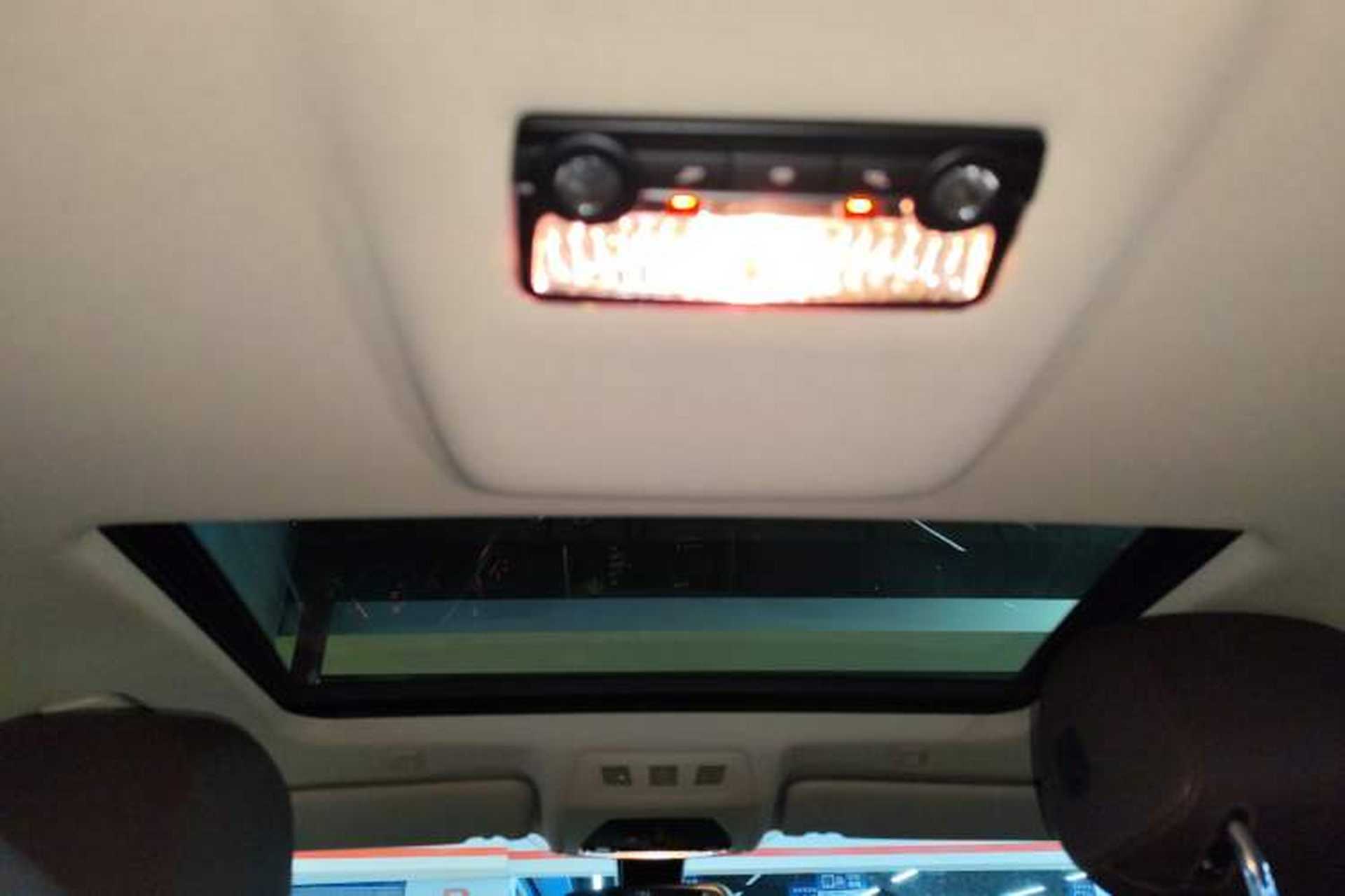 Used BMW 5 Series 2014 525Li Luxury Design Package Headliner