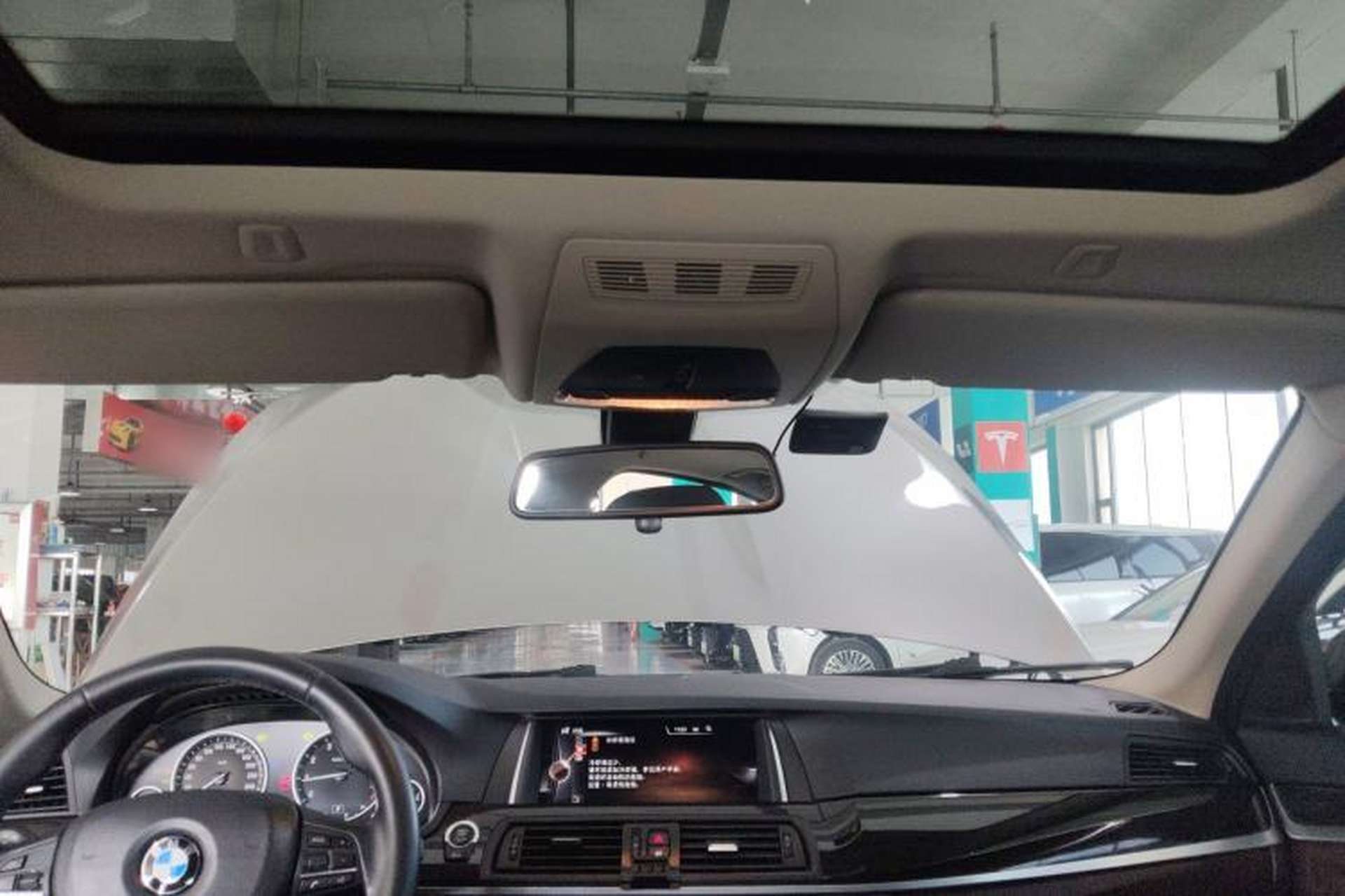 Used BMW 5 Series 2014 525Li Luxury Design Package Headliner
