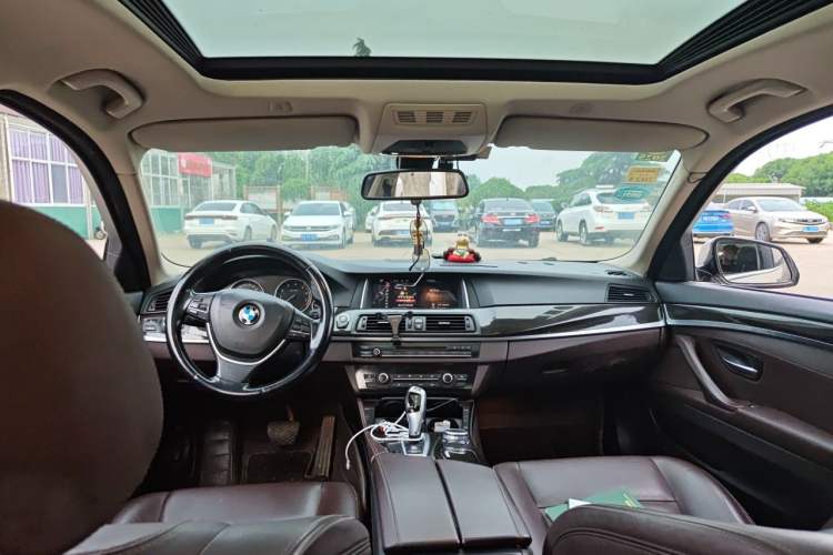 Used BMW 5 Series 2014 525Li Luxury Design Package Headliner