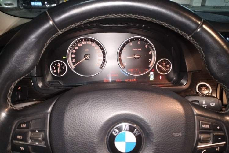 Used BMW 5 Series 2014 525Li Luxury Design Package Instrument Cluster
