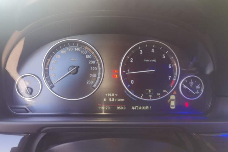 Used BMW 5 Series 2014 525Li Luxury Design Package Instrument Cluster