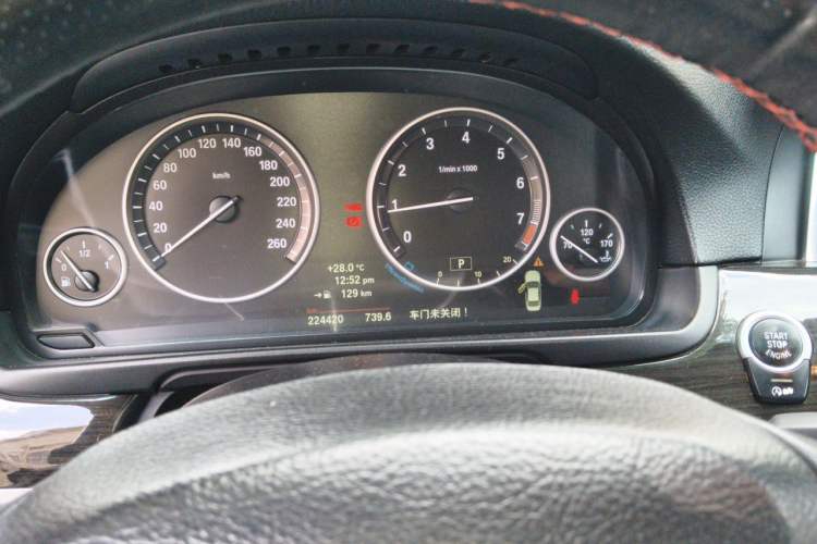 Used BMW 5 Series 2014 525Li Luxury Design Package Instrument Cluster