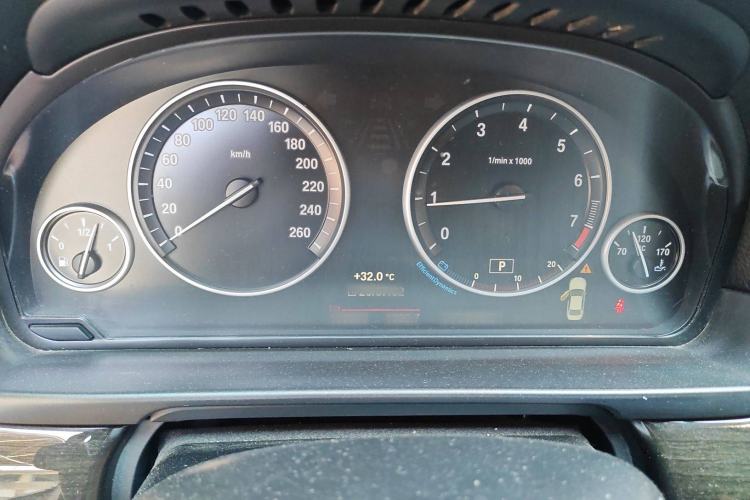 Used BMW 5 Series 2014 525Li Luxury Design Package Instrument Cluster