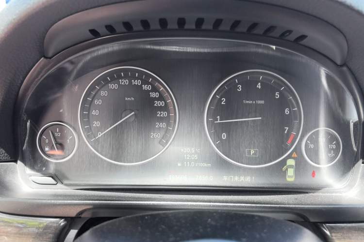 Used BMW 5 Series 2014 525Li Luxury Design Package Instrument Cluster