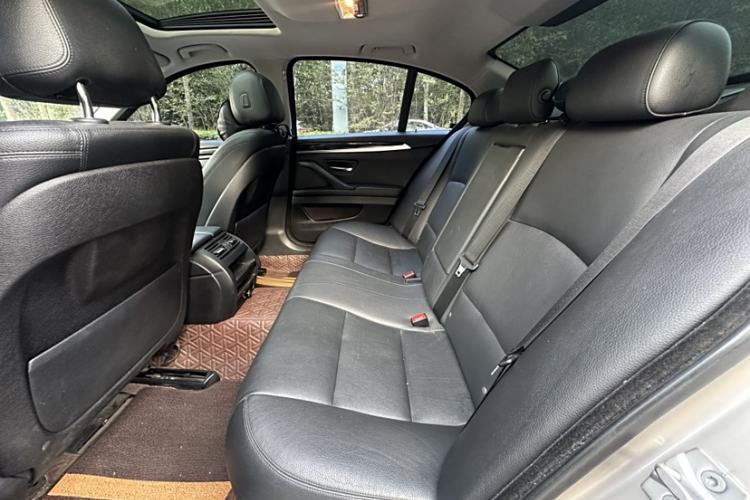 Used BMW 5 Series 2014 520i Elegant Edition Interior 2