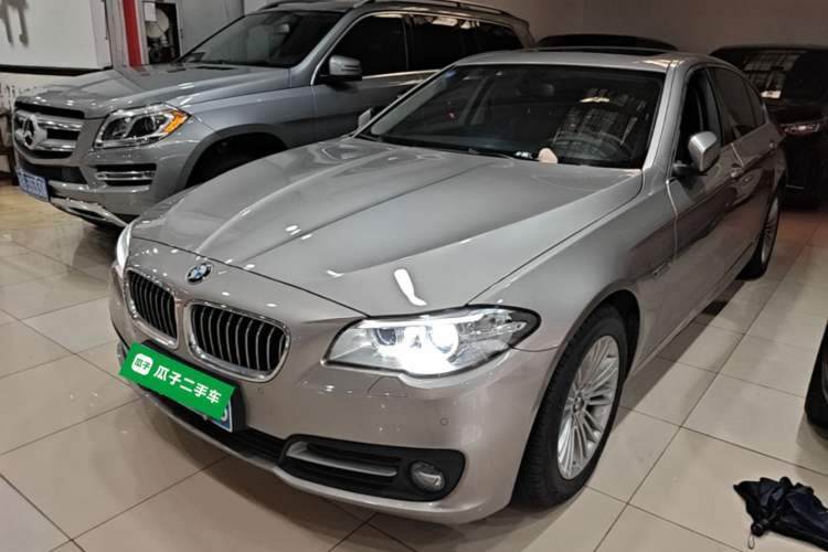 Used BMW 5 Series 2014 525Li Leading Model Guazi used car, China used car export, Used car for sale, Used cars, Cheapest cars for sale