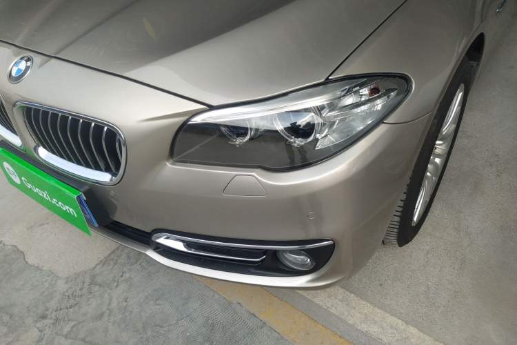 Used BMW 5 Series 2014 525Li Luxury Design Package Left Front Headlight