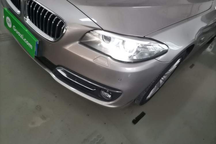Used BMW 5 Series 2014 525Li Luxury Design Package Left Front Headlight