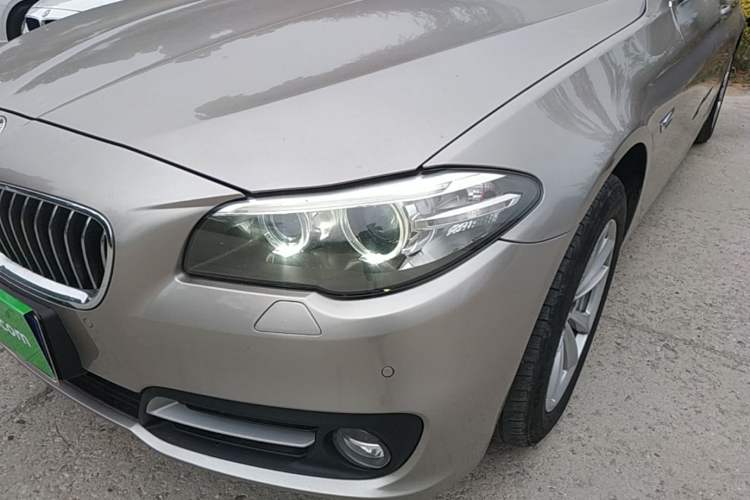 Used BMW 5 Series 2014 520Li Elegant Model Left Front Headlight