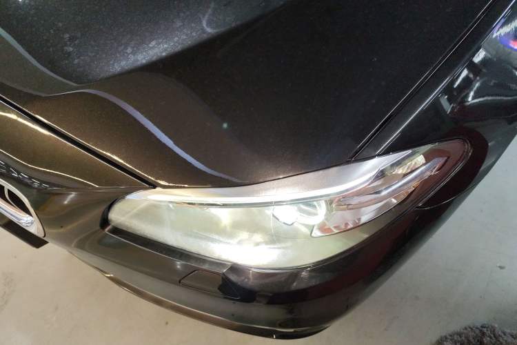 Used BMW 5 Series 2014 525Li Luxury Design Package Left Front Headlight