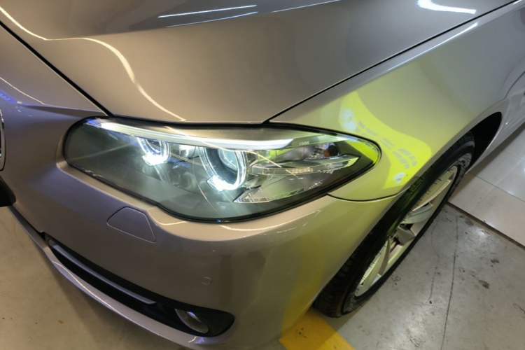 Used BMW 5 Series 2014 520Li Elegant Model Left Front Headlight
