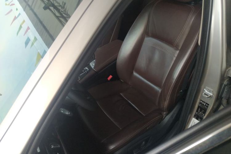 Used BMW 5 Series 2014 525Li Luxury Design Package Left Front Seat