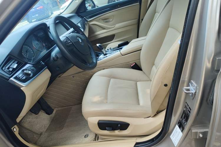 Used BMW 5 Series 2014 520Li Elegant Model Left Front Seat