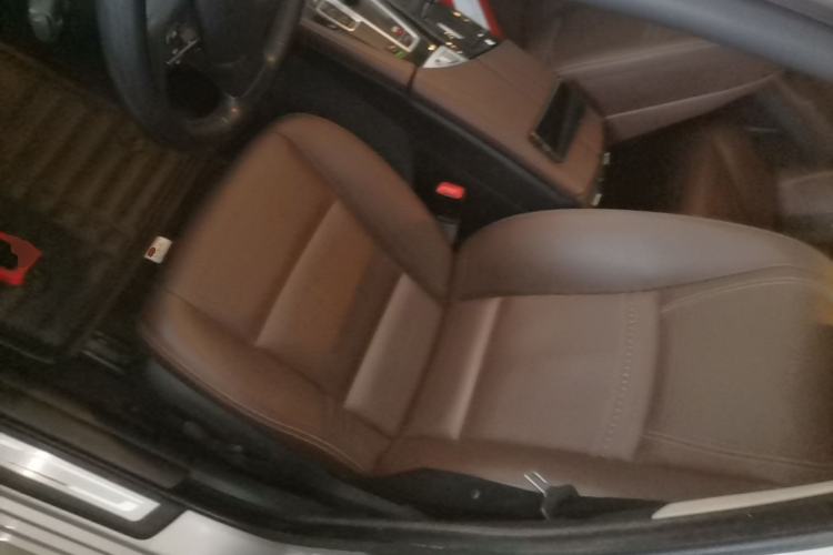 Used BMW 5 Series 2014 525Li Luxury Design Package Left Front Seat