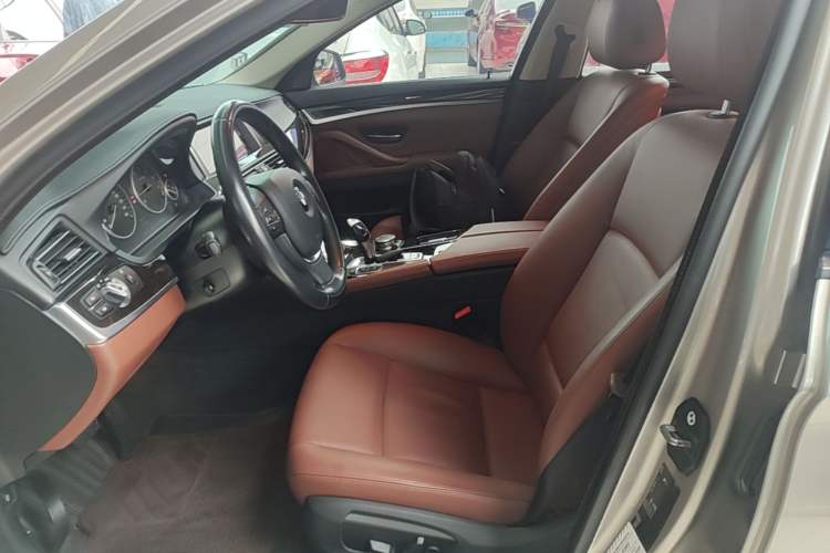 Used BMW 5 Series 2014 528Li Leading Model Left Front Seat