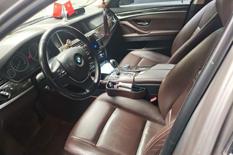 Used BMW 5 Series 2014 525Li Luxury Design Package Left Front Seat