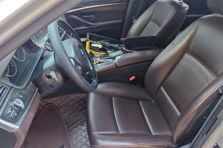 Used BMW 5 Series 2014 525Li Luxury Design Package Left Front Seat