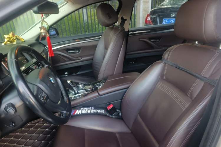 Used BMW 5 Series 2014 525Li Luxury Design Package Left Front Seat