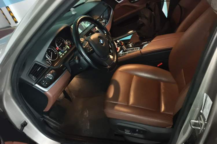 Used BMW 5 Series 2014 528Li Leading Model Left Front Seat