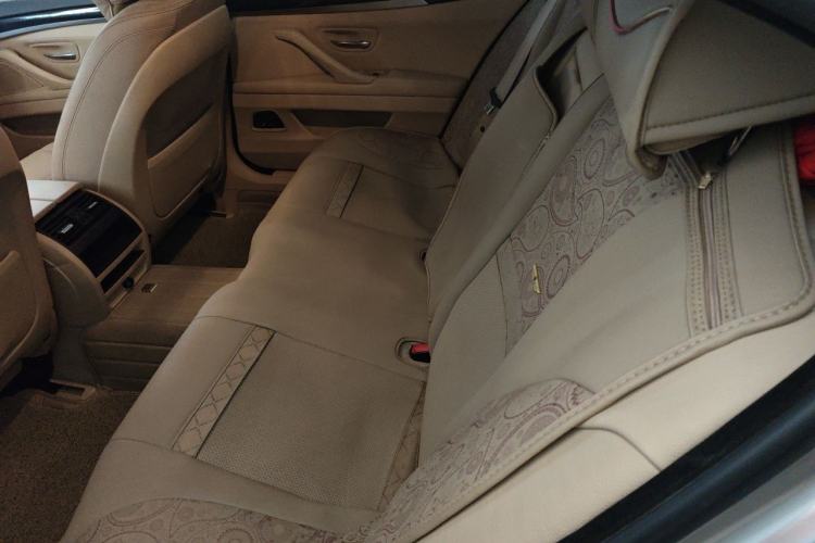Used BMW 5 Series 2014 525Li Luxury Design Package Left Rear Seat