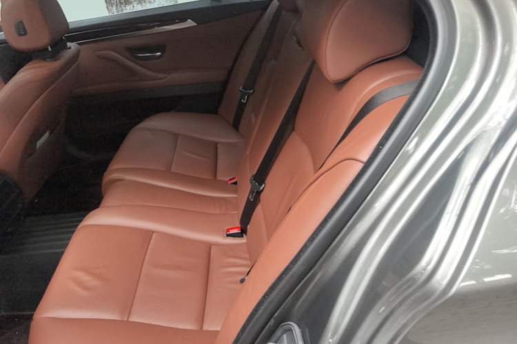 Used BMW 5 Series 2014 525Li Leading Model Left Rear Seat