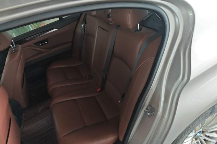 Used BMW 5 Series 2014 525Li Leading Model Left Rear Seat