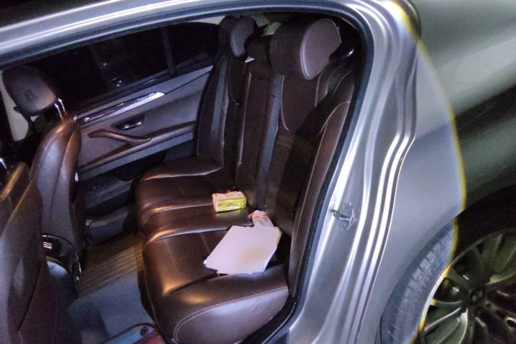 Used BMW 5 Series 2014 525Li Luxury Design Package Left Rear Seat