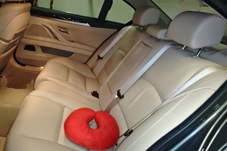 Used BMW 5 Series 2014 535Li Leading Model Left Rear Seat