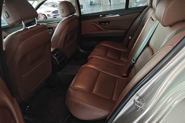 Used BMW 5 Series 2014 520Li Elegant Model Left Rear Seat