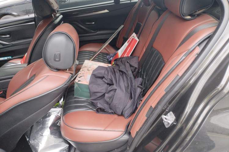 Used BMW 5 Series 2014 528Li xDrive Luxury Design Package Left Rear Seat