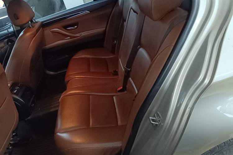 Used BMW 5 Series 2014 520Li Elegant Model Left Rear Seat