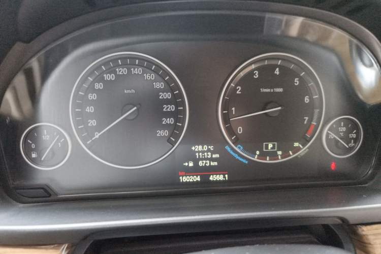 Used BMW 5 Series 2014 530Li Fashion Design Package Odometer Close Up