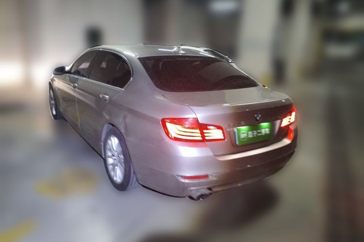 Used BMW 5 Series 2014 525Li Luxury Design Package Rear Left 45 Deg