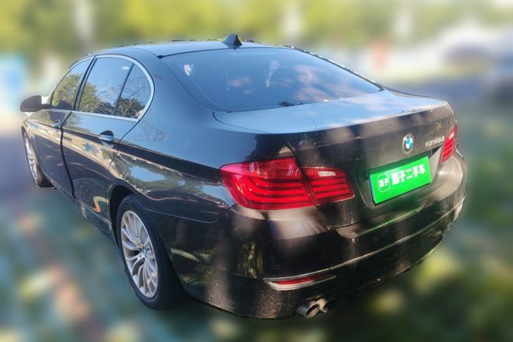 Used BMW 5 Series 2014 525Li Luxury Design Package Rear Left 45 Deg