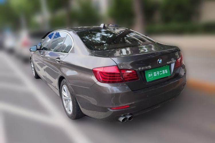 Used BMW 5 Series 2014 520Li Elegant Model Rear Left 45 Deg