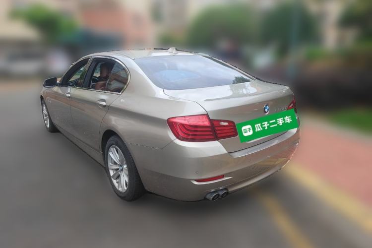 Used BMW 5 Series 2014 520Li Elegant Model Rear Left 45 Deg