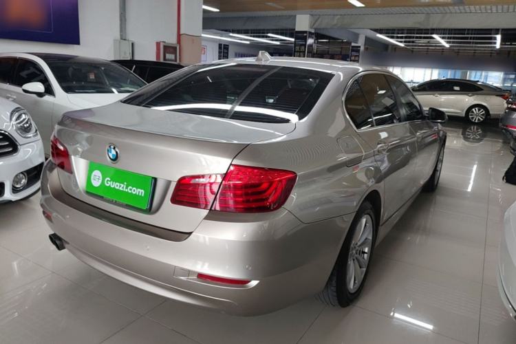 Used BMW 5 Series 2014 520Li Elegant Model Rear Right 45 Deg