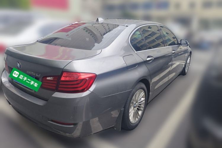 Used BMW 5 Series 2014 525Li Leading Model Rear Right 45 Deg