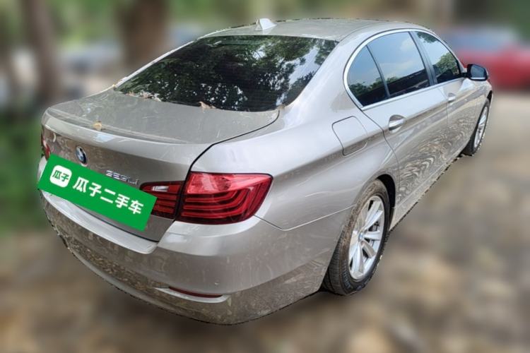 Used BMW 5 Series 2014 520Li Elegant Model Rear Right 45 Deg