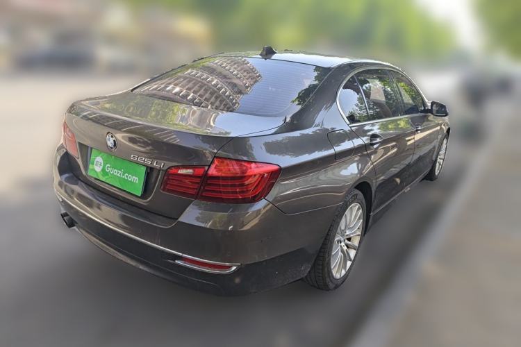 Used BMW 5 Series 2014 525Li Luxury Design Package Rear Right 45 Deg