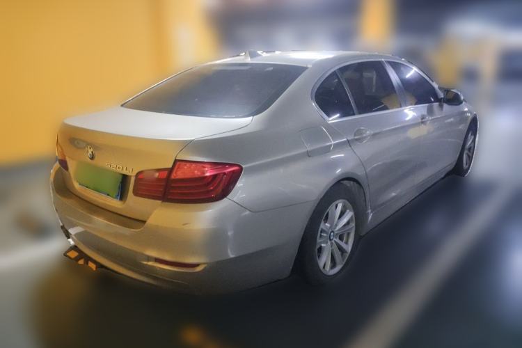 Used BMW 5 Series 2014 520Li Elegant Model Rear Right 45 Deg