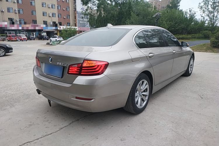 Used BMW 5 Series 2014 520Li Elegant Model Rear Right 45 Deg