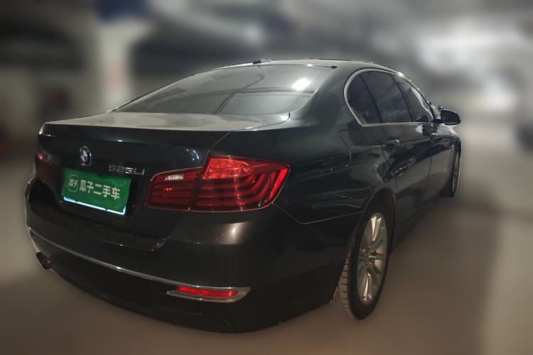 Used BMW 5 Series 2014 525Li Luxury Design Package Rear Right 45 Deg