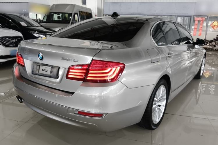 Used BMW 5 Series 2014 525Li Luxury Design Package Rear Right 45 Deg