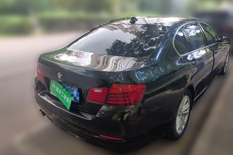 Used BMW 5 Series 2014 520Li Elegant Model Rear Right 45 Deg