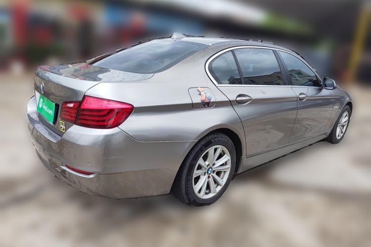 Used BMW 5 Series 2014 520Li Elegant Model Rear Right 45 Deg